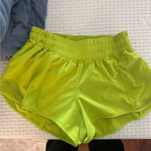 Lululemon Athletica Hotty Hot 2.5” Shorts
